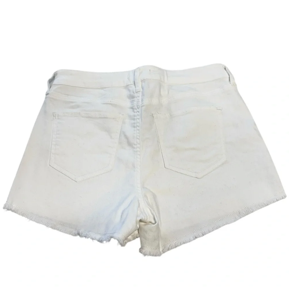 Altar’d State Women’s White Denim Button Fly Cuffed Shorts Size 27/5